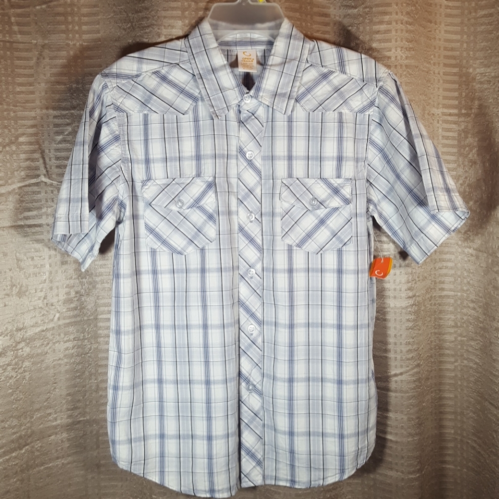 💰SALE 5/$25 NWT boys button up dress shirt L